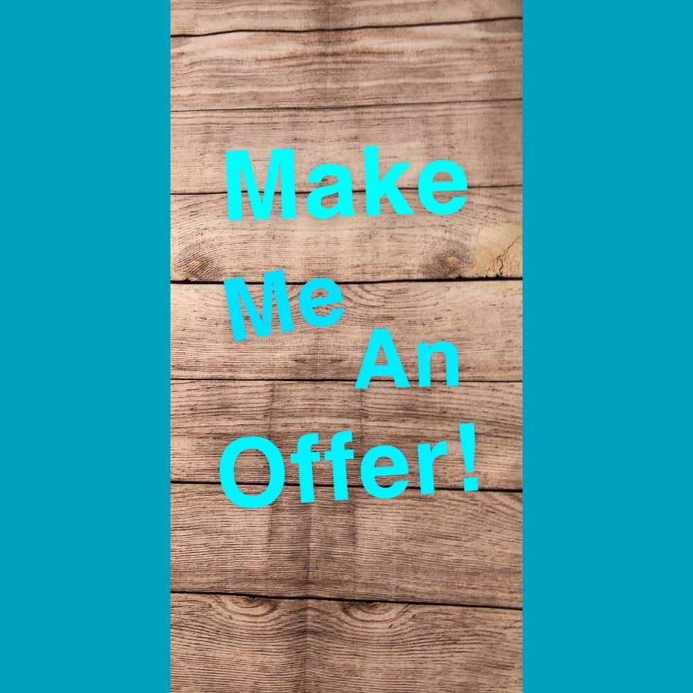 ✨MAKE ME AN OFFER✨